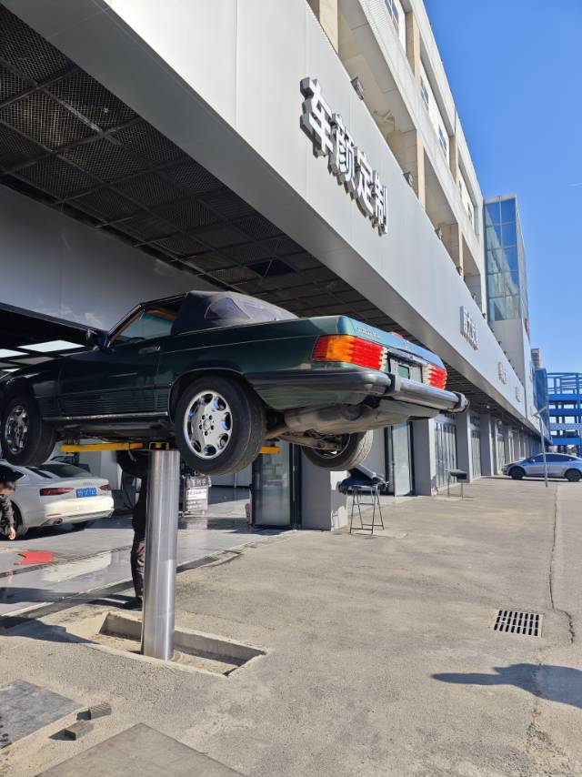 经典奔驰老爷车