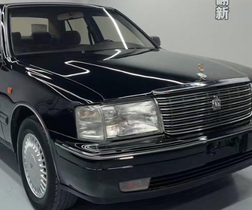 丰田皇冠155翻新