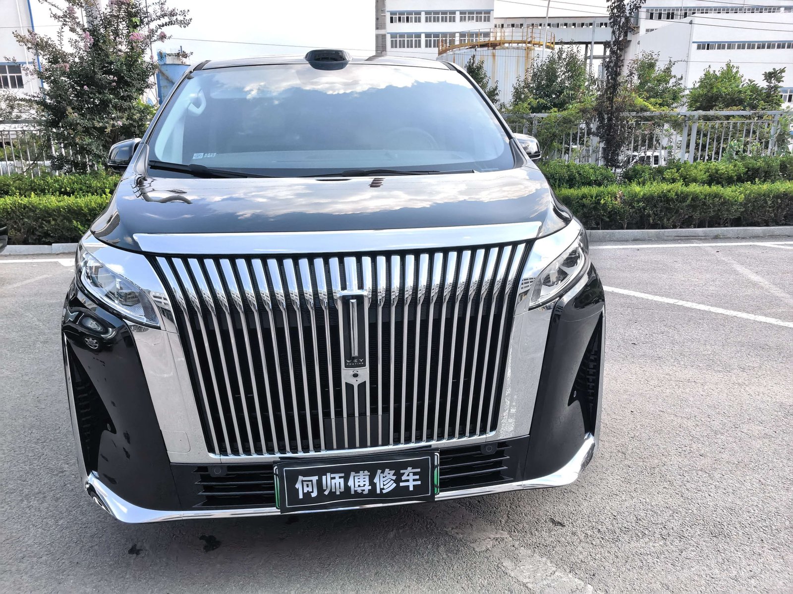 魏牌高山8车头外观，何师傅修车